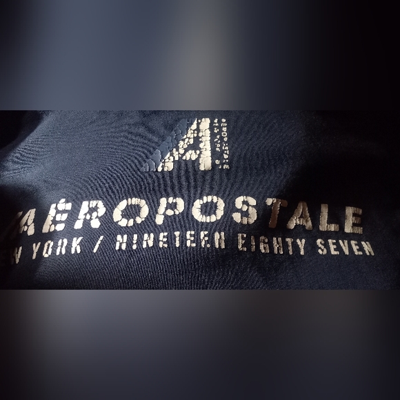 Aeropostale sweaters - Picture 2 of 3